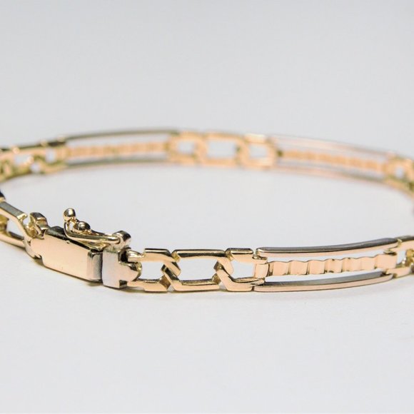 Vintage 14k Yellow Gold Bracelet with 14k Yellow Gold Box Clasp - Picture 3 of 7